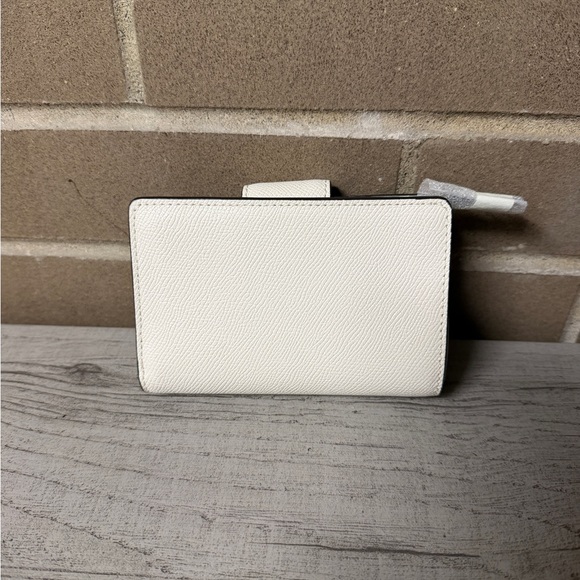 Coach Cream Women's Wallet - Picture 2 of 7